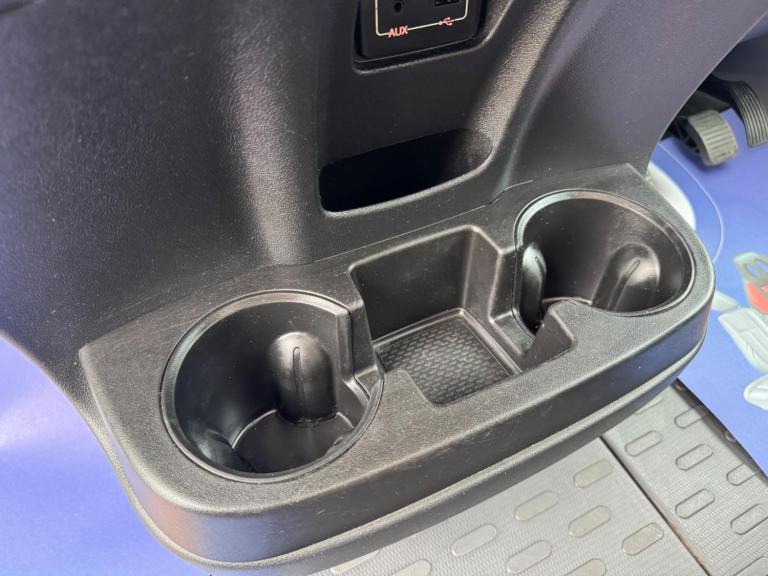 SWIFT ESCAPE 695 - 2017