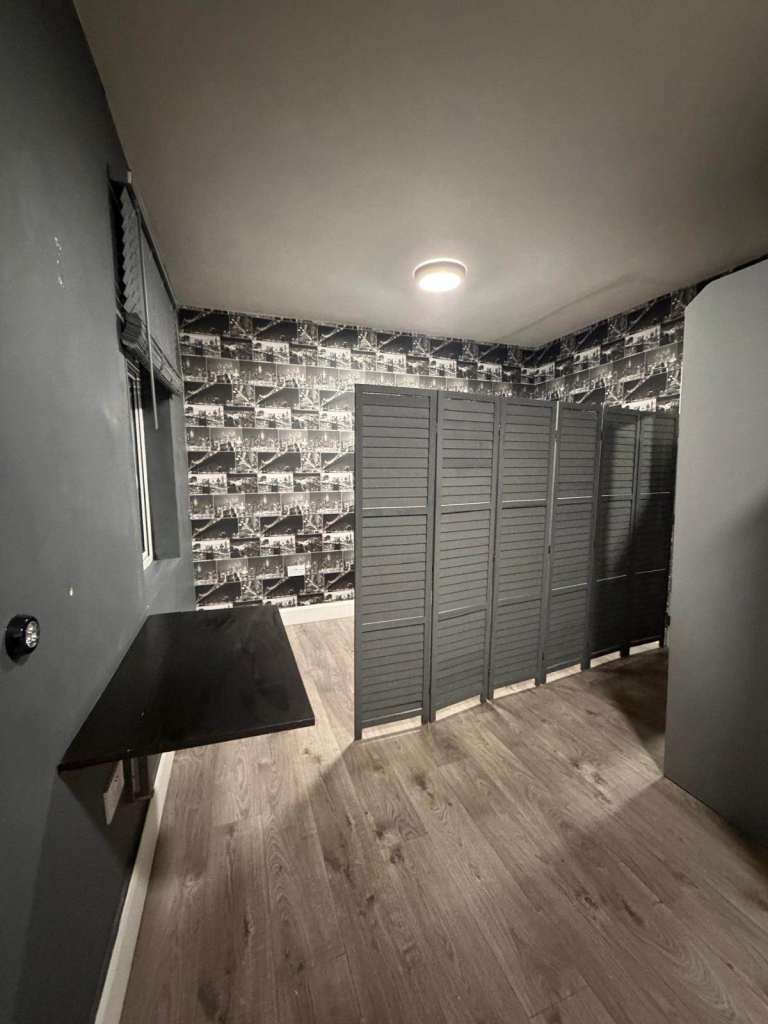 Studio Flat in Harrow, London, Ha13PH