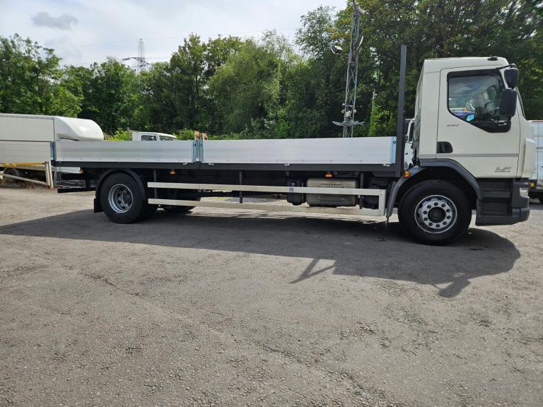 2017 DAF 18 ton drop side/1 owner/new mot/warranty/ UK delivery