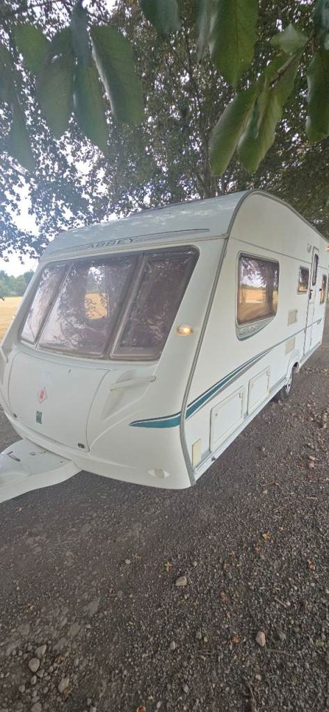 Abbey vogue gts 420, awning,motor mover 