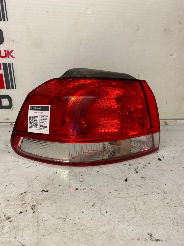 VW GOLF MK6 PASSENGER OUTER LIGHT COMPLETE 2008-12