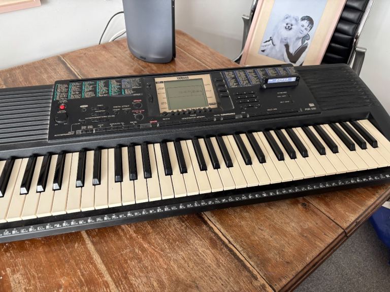 YAHAMA Keyboard 61key