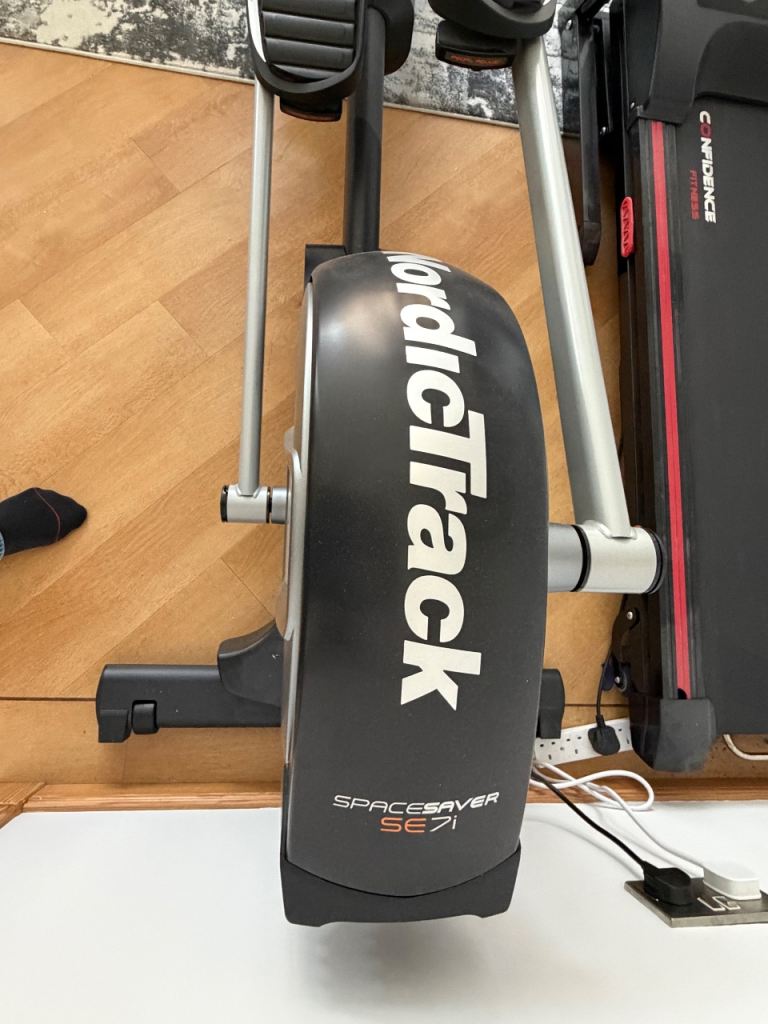 NordicTrack SpaceSaver SE7i Elliptical Cross Trainer – Good Condition