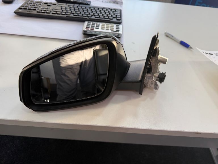 BMW passenger side power folding wing mirror 