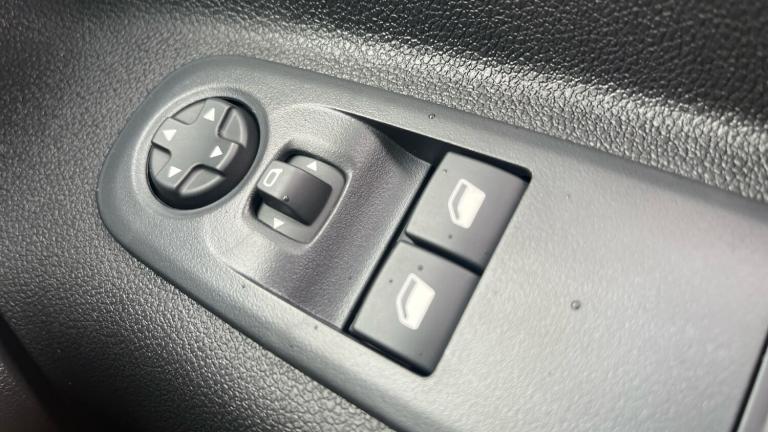 2025 Peugeot Partner Long Diesel 1.5 BlueHDi 100 Professional Plus Van Van Diesel Manual