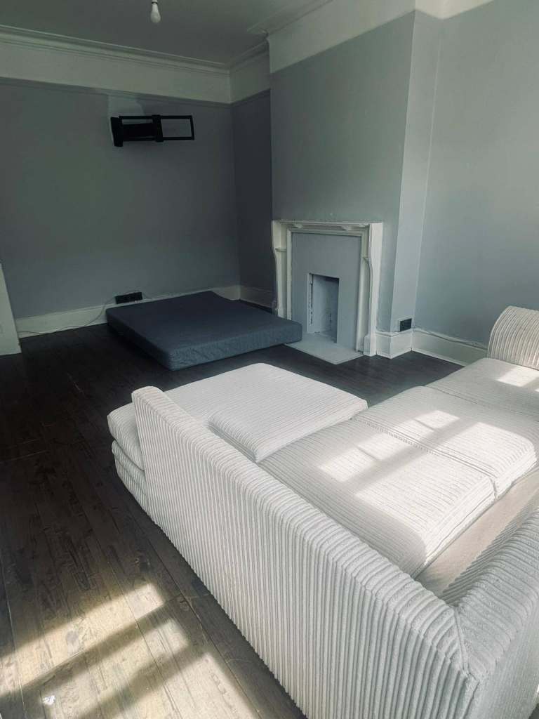 Large Double room available 30th May -Thornton Heath-ALL BILLS INCLUDED