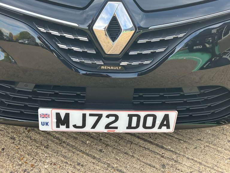 2022 Renault Clio 1.6 E-TECH Hybrid 140 SE Edition 5dr Auto Hatchback PETROL/ELECTRIC Automatic