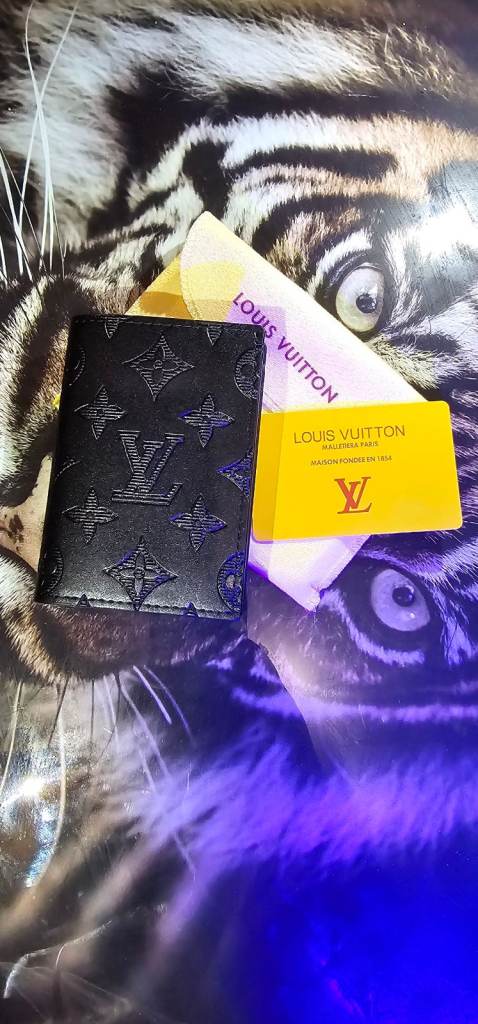 Louis Vuitton Black Leather Wallet – As Good As New