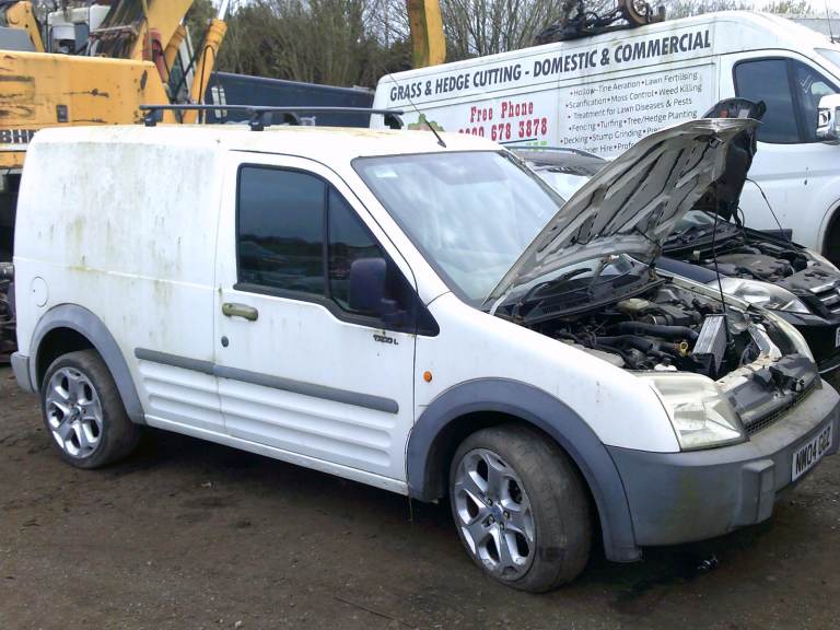 breaking for spares ford transit connect 2006 1.8 tddi