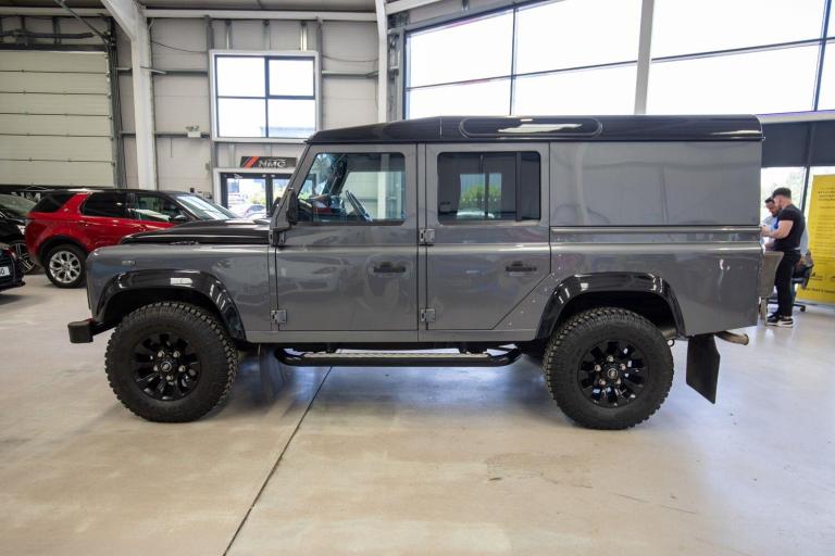 2015 Land Rover Defender XS Utility Wagon TDCi [2.2] PANEL VAN DIESEL Manual