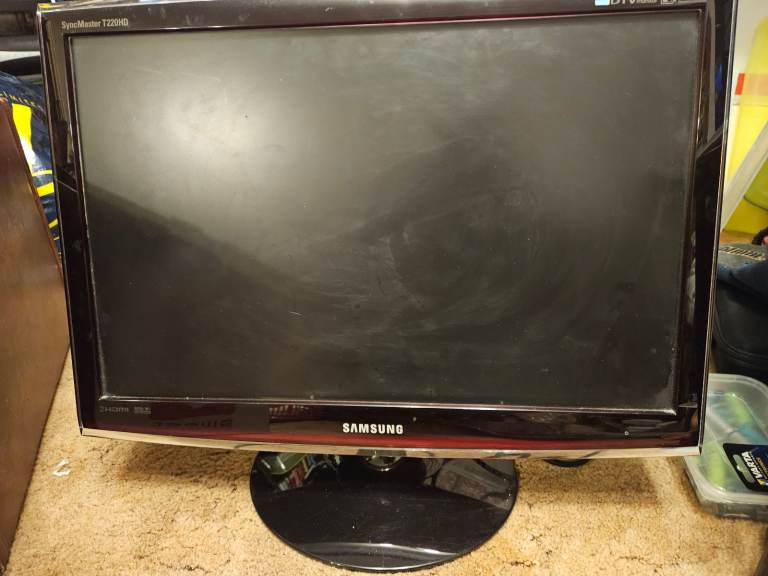 Samsung 22 inch widescreen LCD TV/monitor