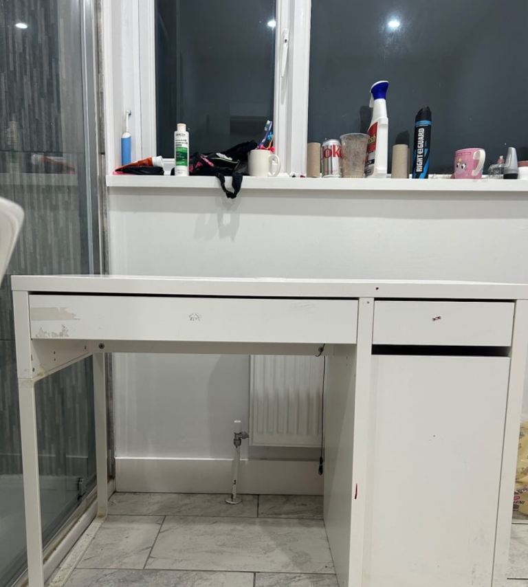 Ikea Micke desk white