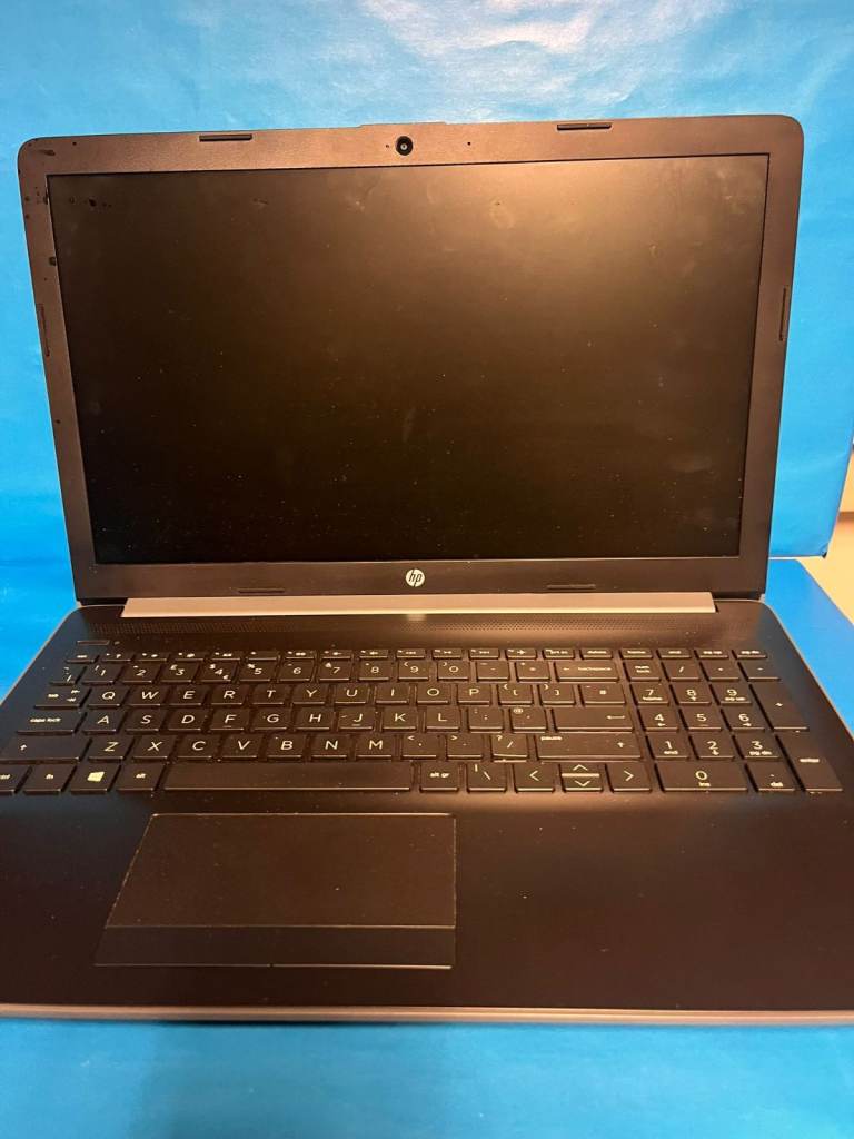 [Broken selling for spares and repairs] HP Laptop