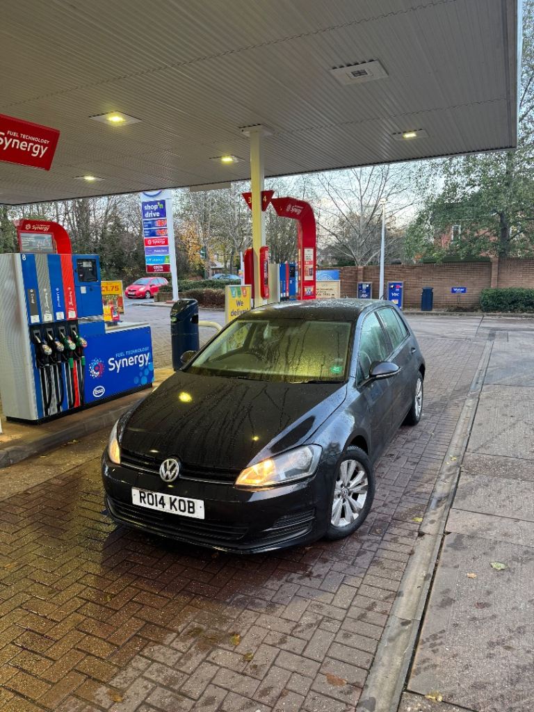 image for Volkswagen, GOLF, Hatchback, 2014, Semi-Auto, 1598 (cc), 5 doors