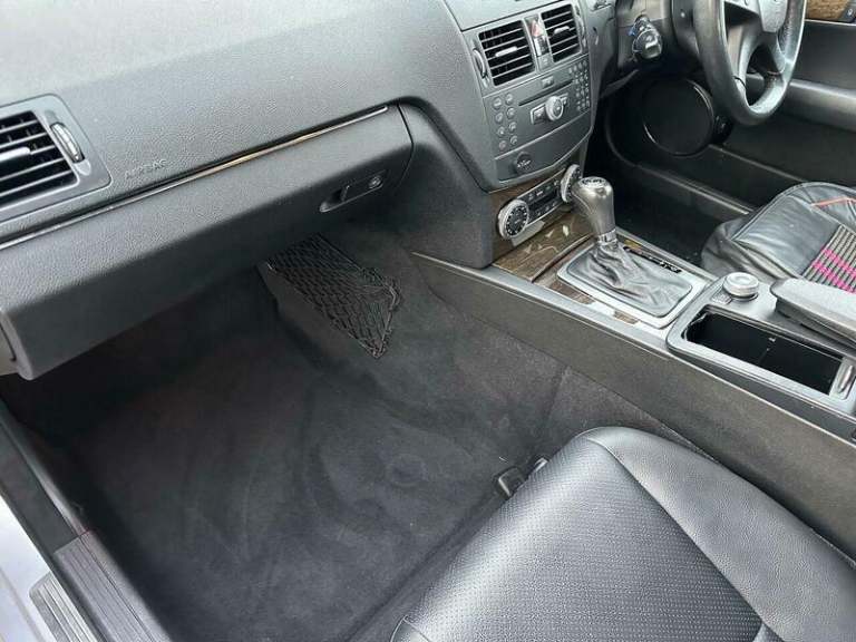 2007 Mercedes-Benz C Class 1.8 C200K Elegance Auto Euro 4 4dr Petrol Automatic