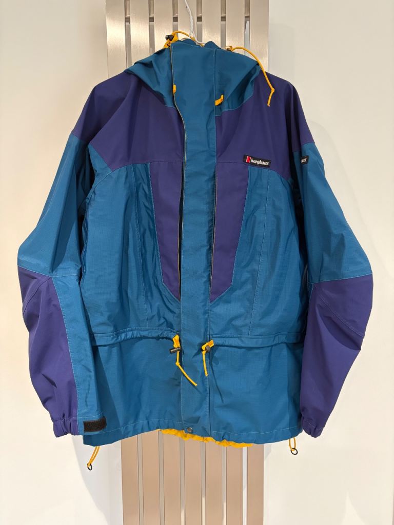 Vintage Berghaus Trango Extreme men’s Goretex Mountain Jacket