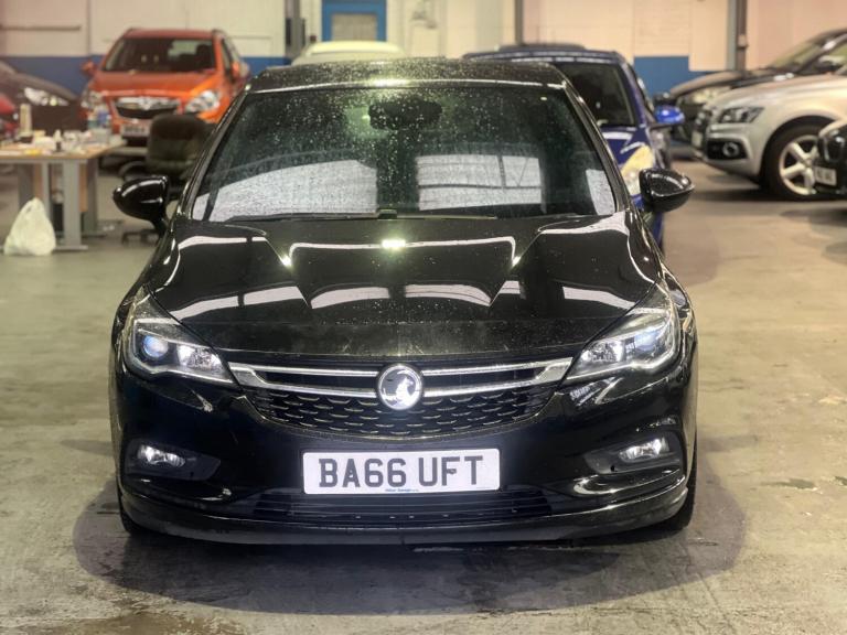 2017 Vauxhall Astra 1.4T 16V 150 SRi 5dr HATCHBACK Petrol Manual