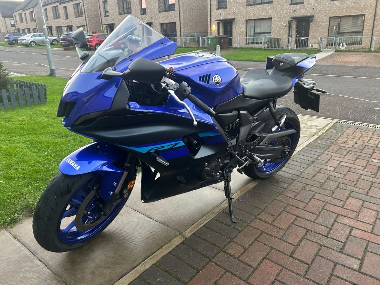 Yamaha, R7, 2025, 689 (cc)