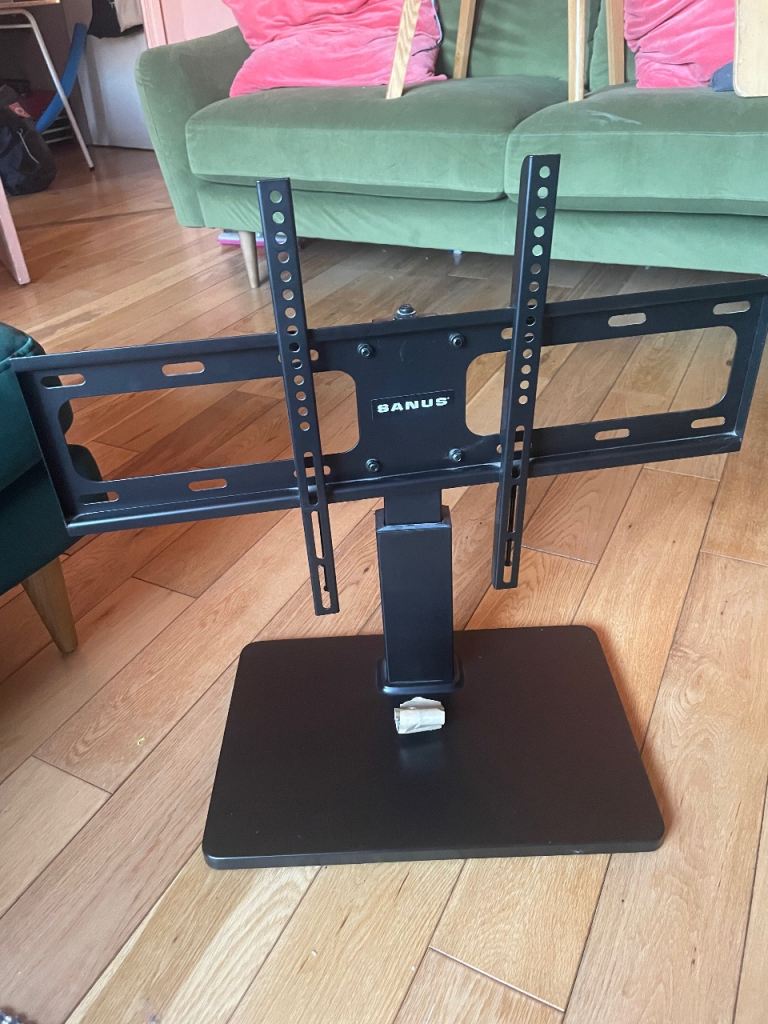SANUS VTVS1 Table Top TV Stand – Black, Good Condition