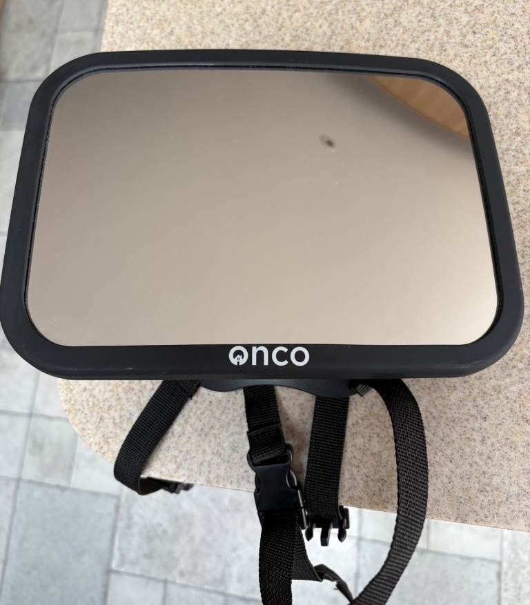 Onco Award Winning Baby Car Mirror for Back Seat.  Shatter-proof and Shake-proof.  Unused.