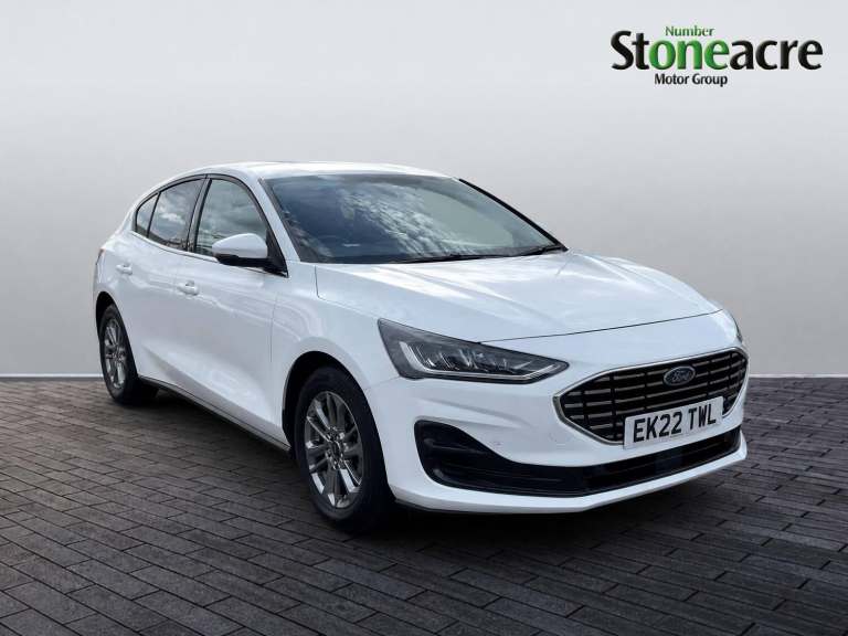 Ford Focus Focus Titanium Design 5 door 1.0L EcoBoost 125PS mHEV FWD 7 Speed PowerShif Petrol/Ele...