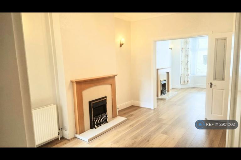 3 bedroom house in Graham Road, Rugby, CV21 (3 bed) (#2901002)