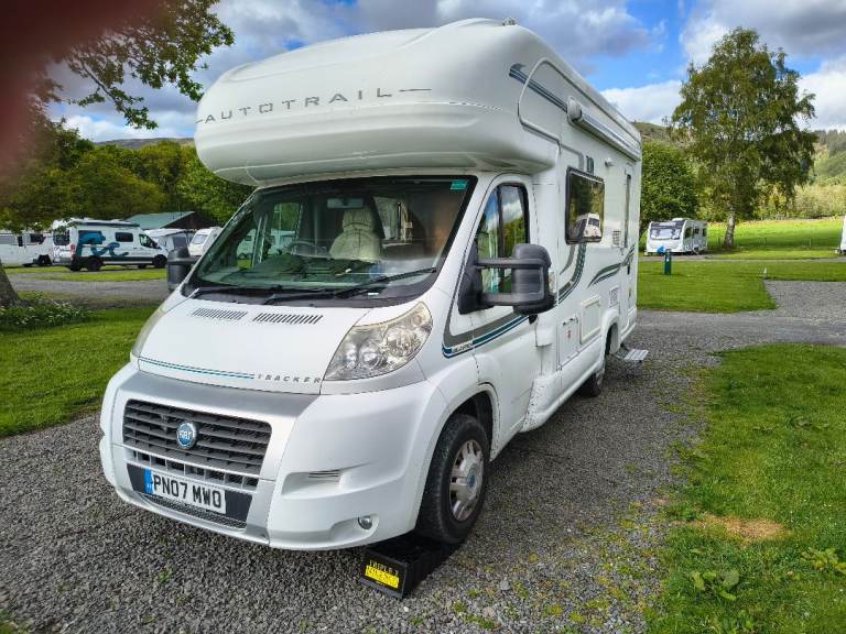 Autotrail Tracker EKS SE, Fiat, DUCATO 33 130 M-JET MWB, 2007, 2287 (cc)
