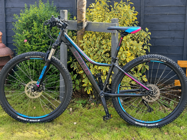 Cube Access WLS Race Women's Mountain Bike 27.5" 13.5" XS Shimano XT Hydraulic Bike