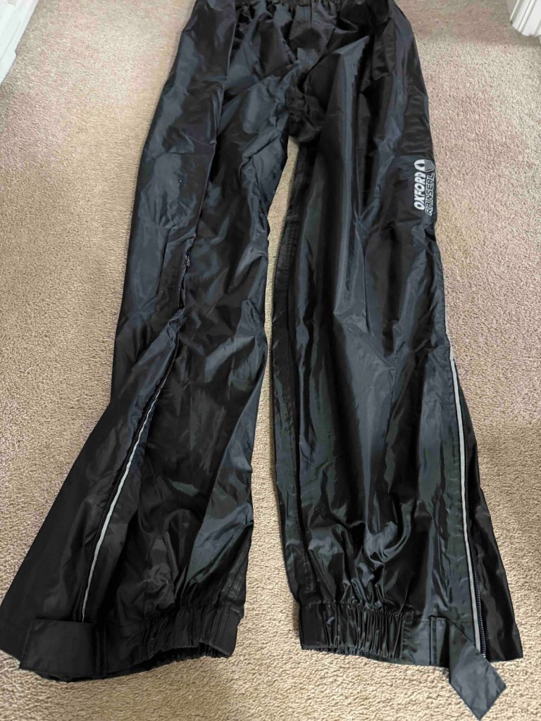 Motorcycle Rain cover - Oxford RainSeal over Jacket and Leggings