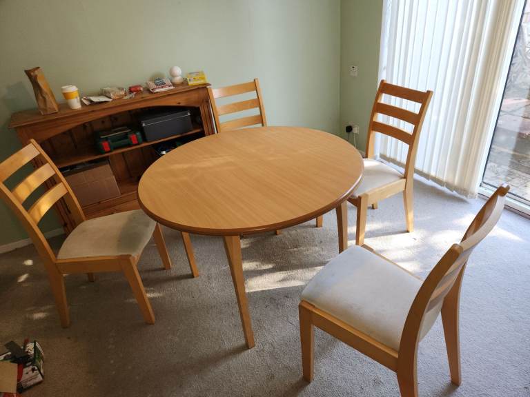 Beach Dining Table and Chairs