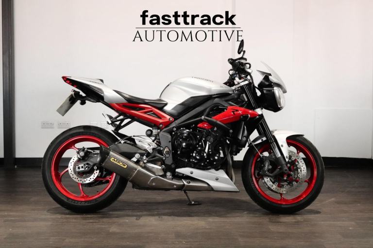 Triumph Street Triple 675 RX 2015 - ARROW EXHAUST - VERY CLEAN - FSH - VC's DONE