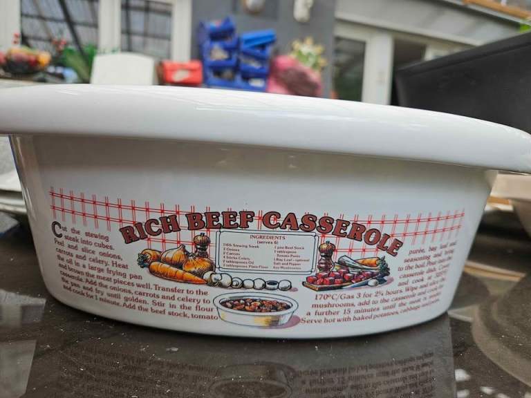 Vintage Rich beef casserole dish pot with recipe