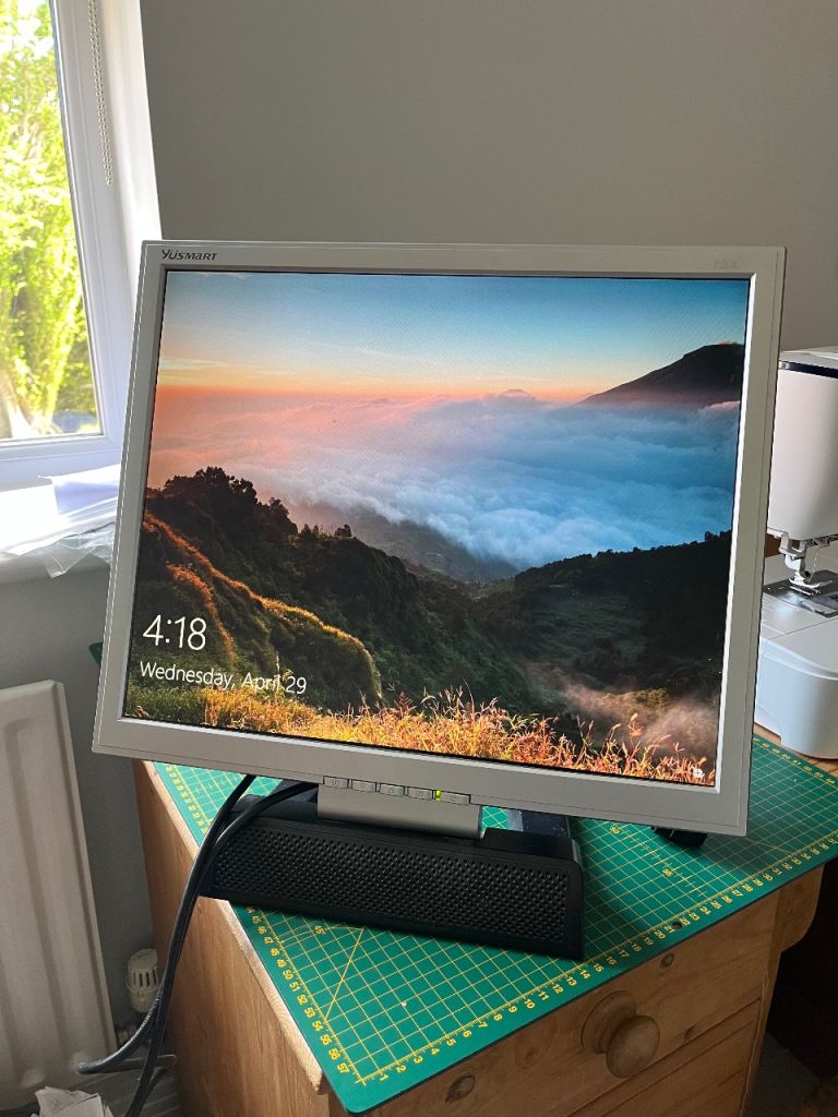 Computer monitor