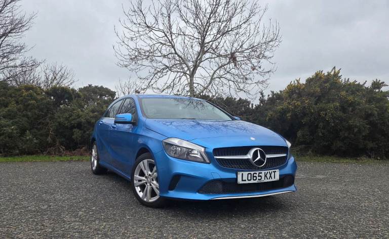 Mercedes-Benz, A CLASS, Hatchback, 2015, Manual, 1461 (cc), 5 doors