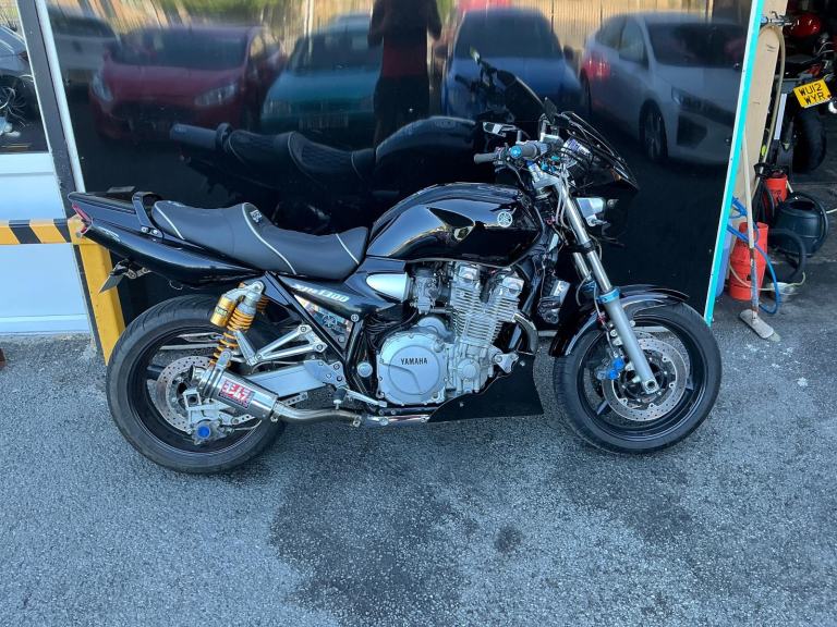 Yamaha XJR 1300
