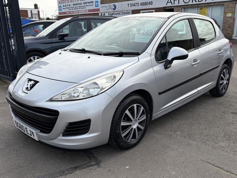 PEUGEOT 207 1.4 VTi S 2010