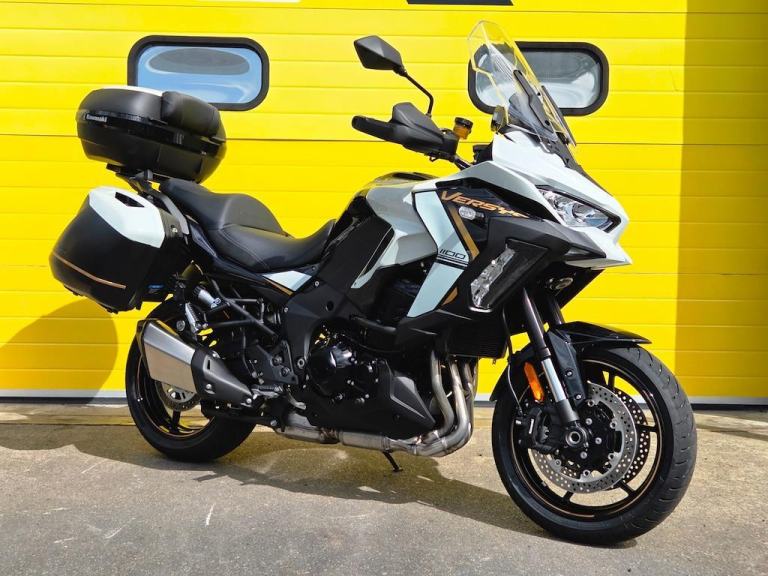 Kawasaki Versys 1100 S! FULL LUGGAGE! HEATED GRIPS! CRUISE CONTROL