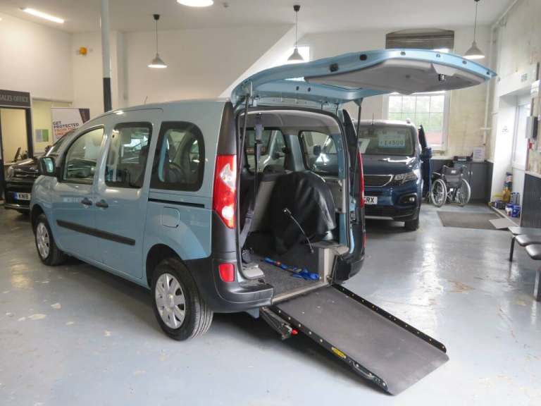 2010 Renault Kangoo AUTOMATIC WAV WHEELCHAIR CAR DISABLED MOBILITY MPV Petrol Automatic
