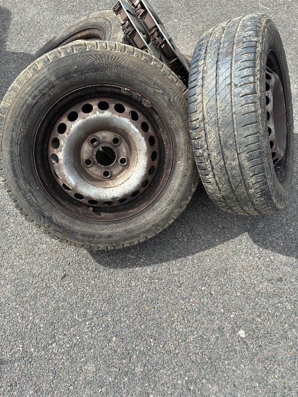 FREE VW T5 standard steel wheels OFFERs for 4 x 215/65/16c