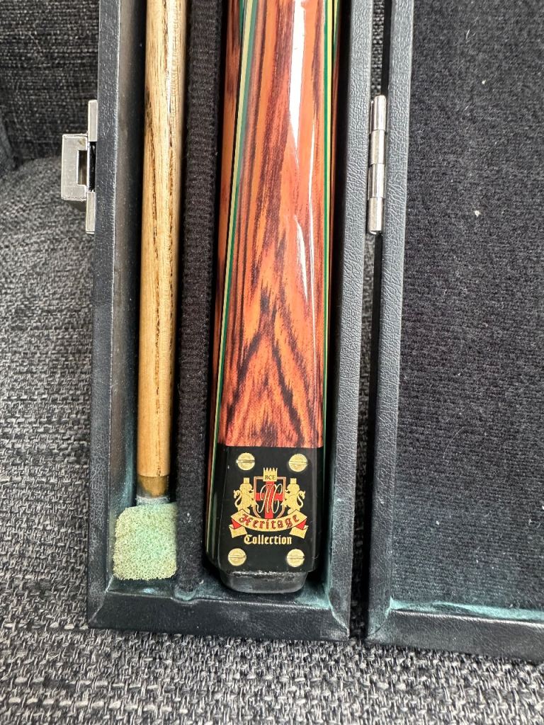 BCE  Heritage Ronnie O'Sullivan Custom Pool Cue with Case