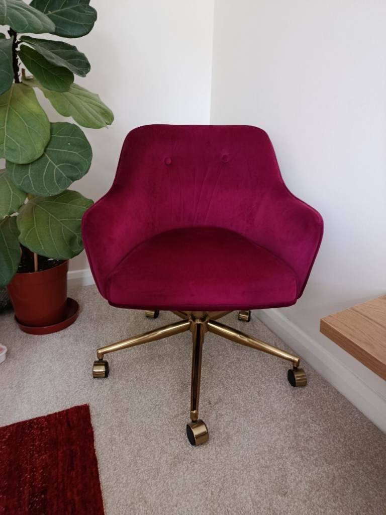 Luxury Berry Velvet Home Office Chair with Gold Legs – Excellent Condition