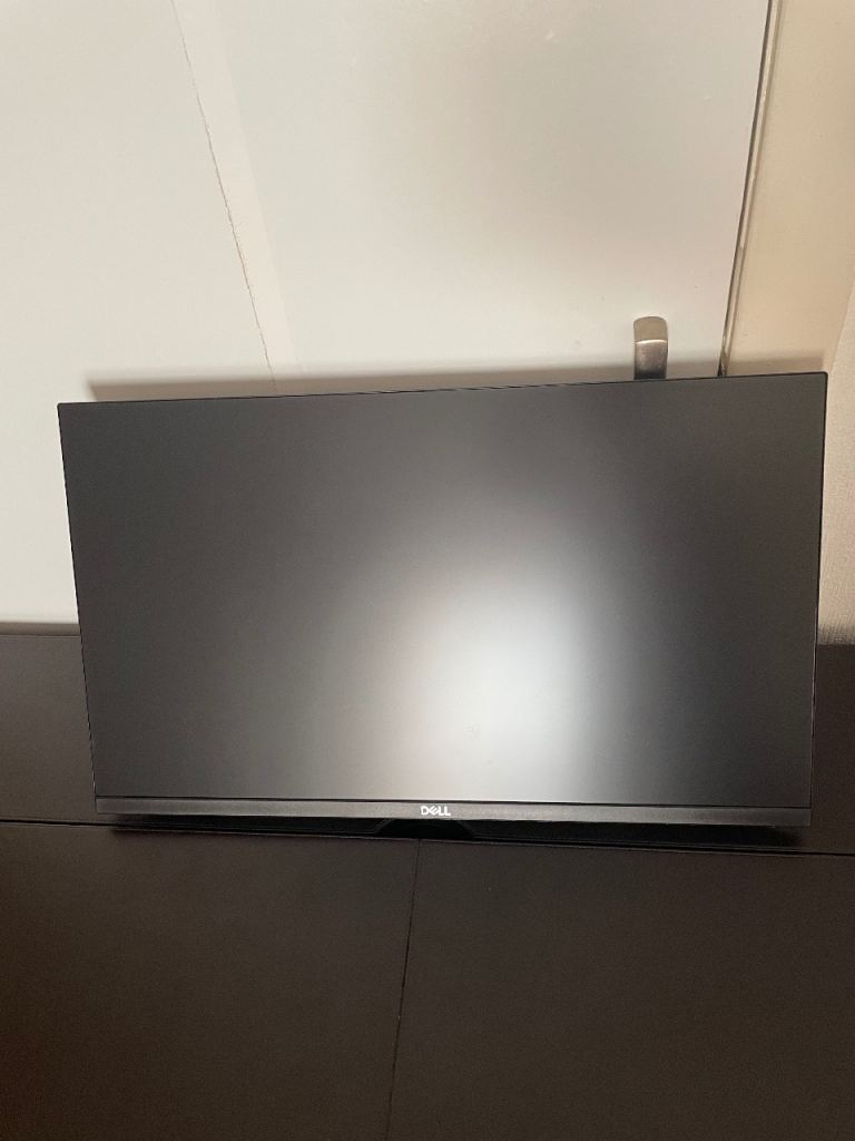 Dell 24” Full HD Monitor