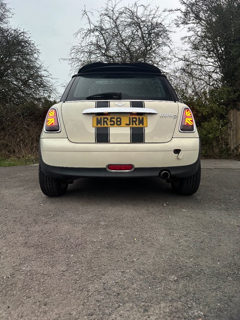 VLAND R56 Smoked Union Jack Rear LED Lights