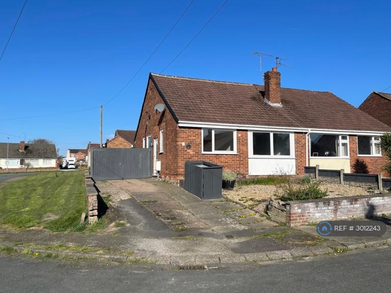 2 bedroom house in Linden Drive, Crewe, CW1 (2 bed) (#3012243)