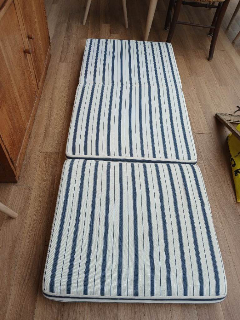 single fold up mattress
