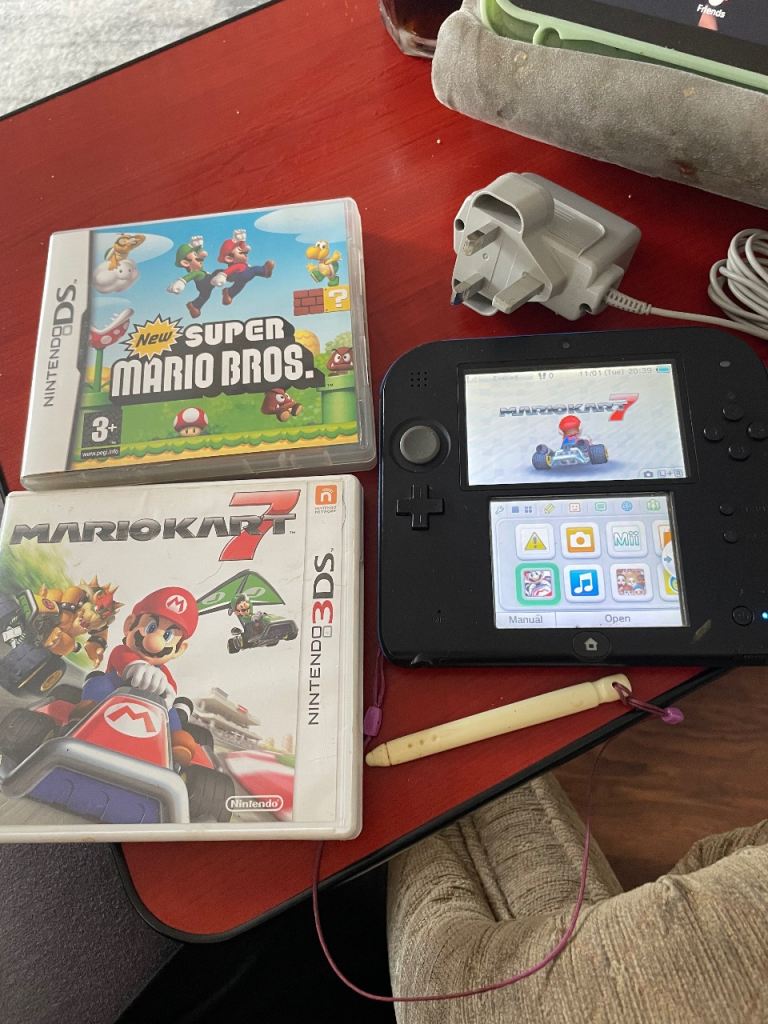 Nintendo 2DS Console with Mario Kart 7 and New Super Mario Bros.