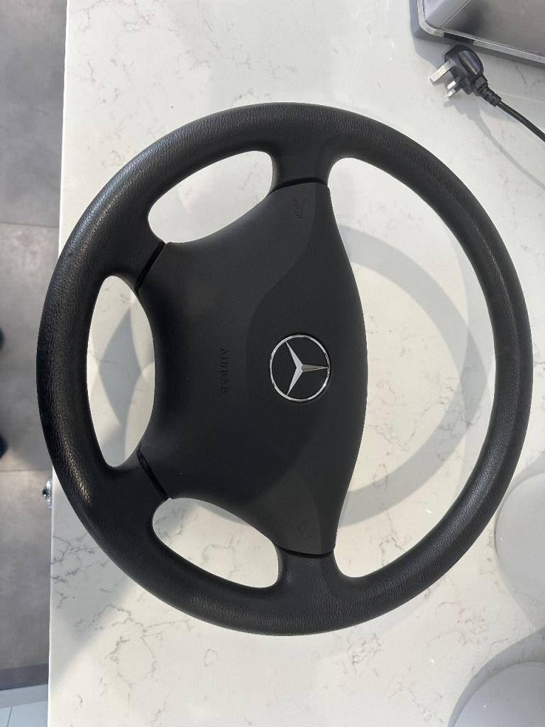 Mercedes sprinter 906 steering wheel 