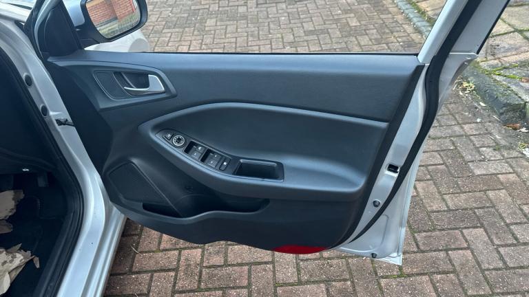 2019 Hyundai i20 1.2 MPi Premium Nav 5dr Petrol Hatchback Hatchback Petrol Manual