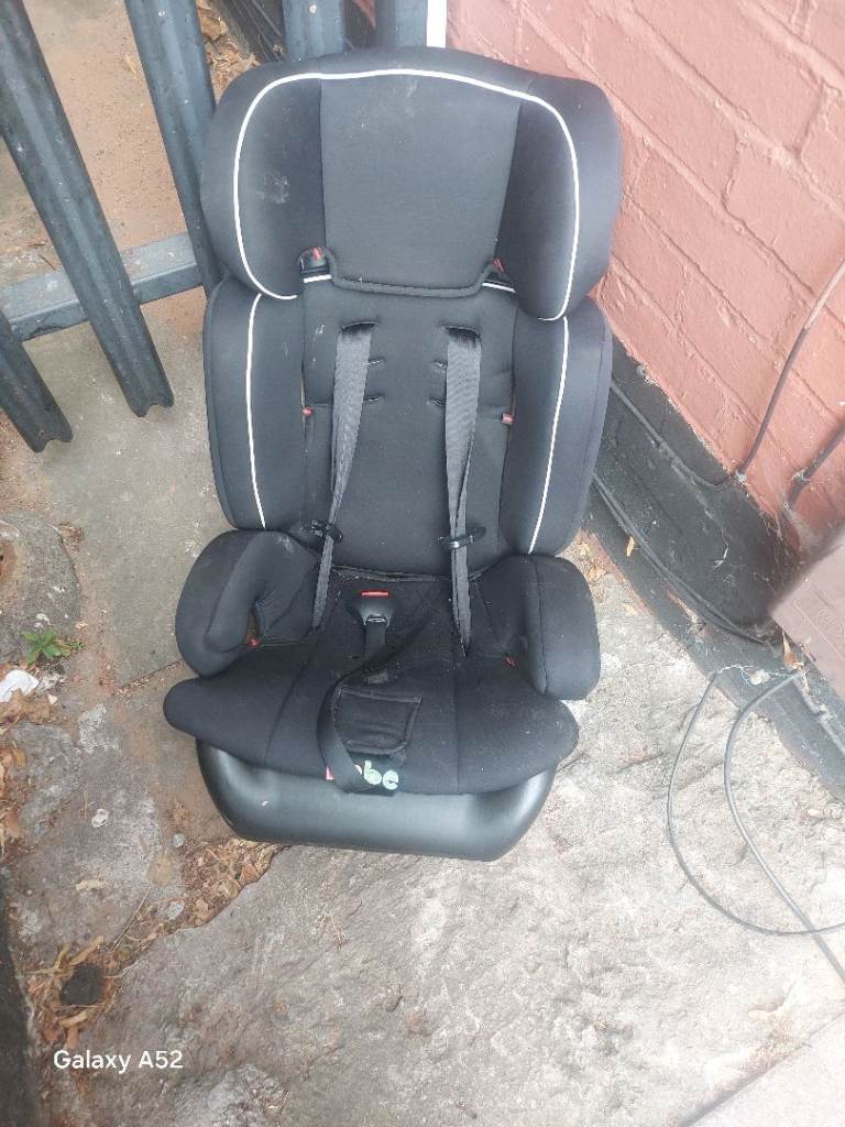 Black Baby Car Seat – excellent Condition