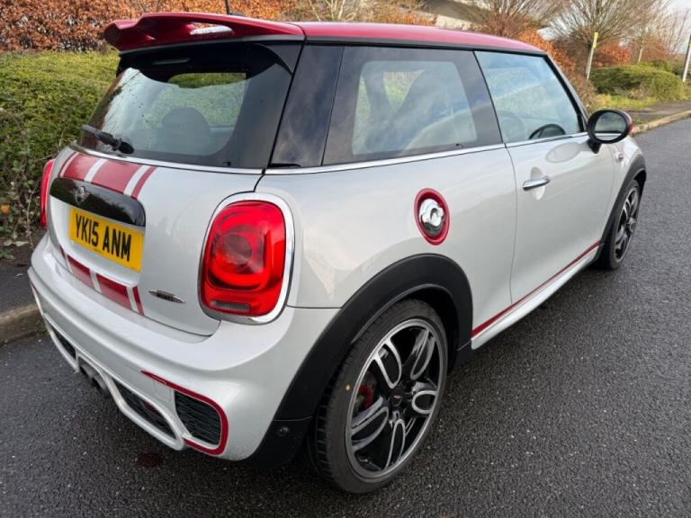  Mini Hatchback 2.0 John Cooper Works 3dr Petrol